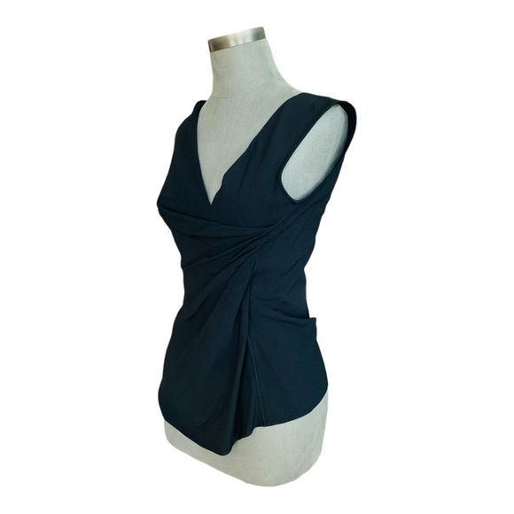 Women Top THEORY Black Sleeveless Top Deep V-Neck Ruffled Front Open Back Blouse - Picture 3 of 7